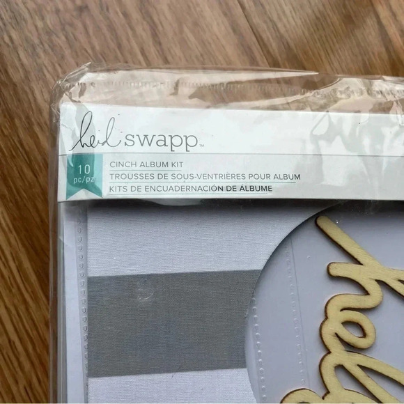Heidi Swapp Cinch Album Kit New 10 Pc Craft Scrapbooking Grey White Stripe Hello - Picture 4 of 8